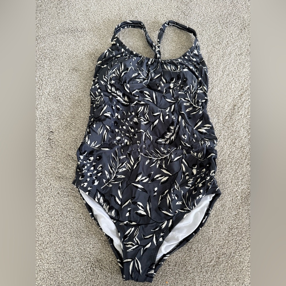 Isabel Maternity by Ingrid & Isabel Black and White Swimsuit with Floral Print